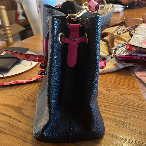 Lavish Leopard Bucket Handbag, Excellent Condition - Picture 4 of 8